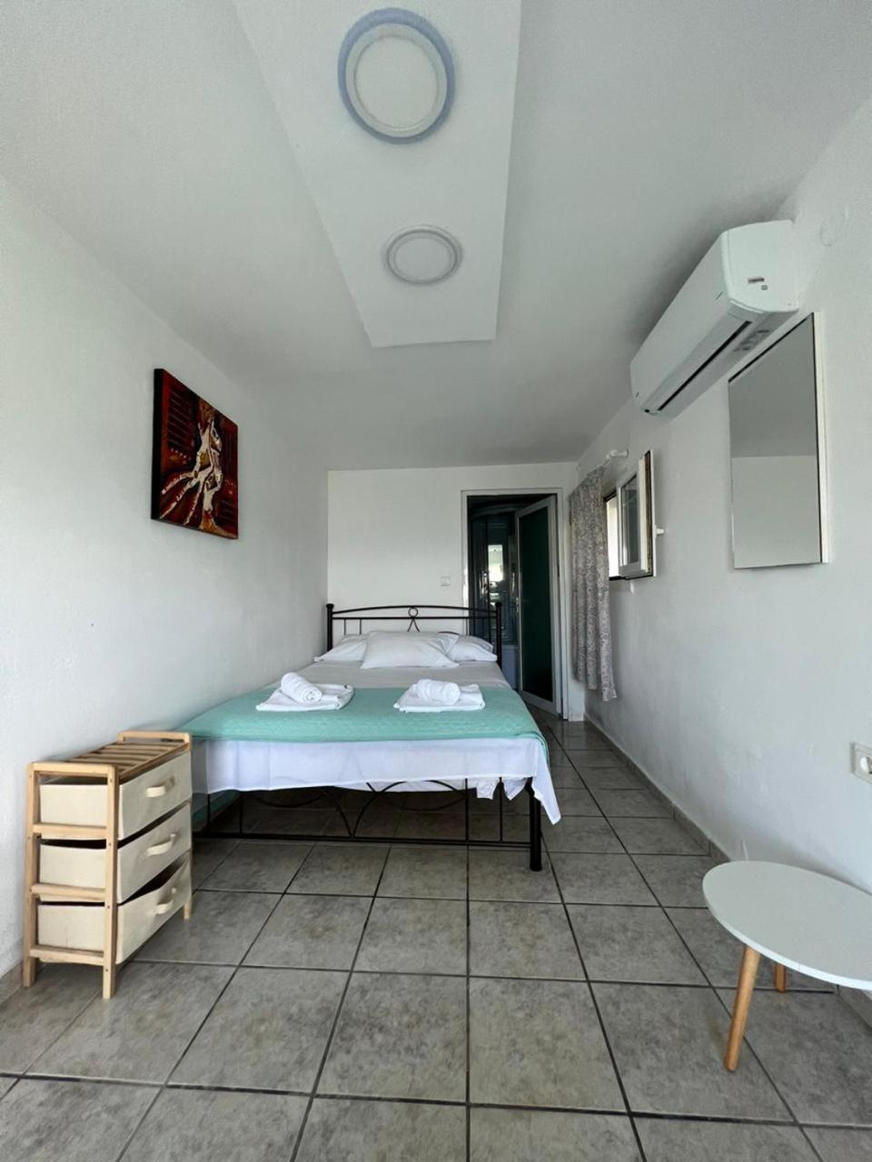 Aronis Spyros Panoramic Seaview Apartments Longos  Ruang foto