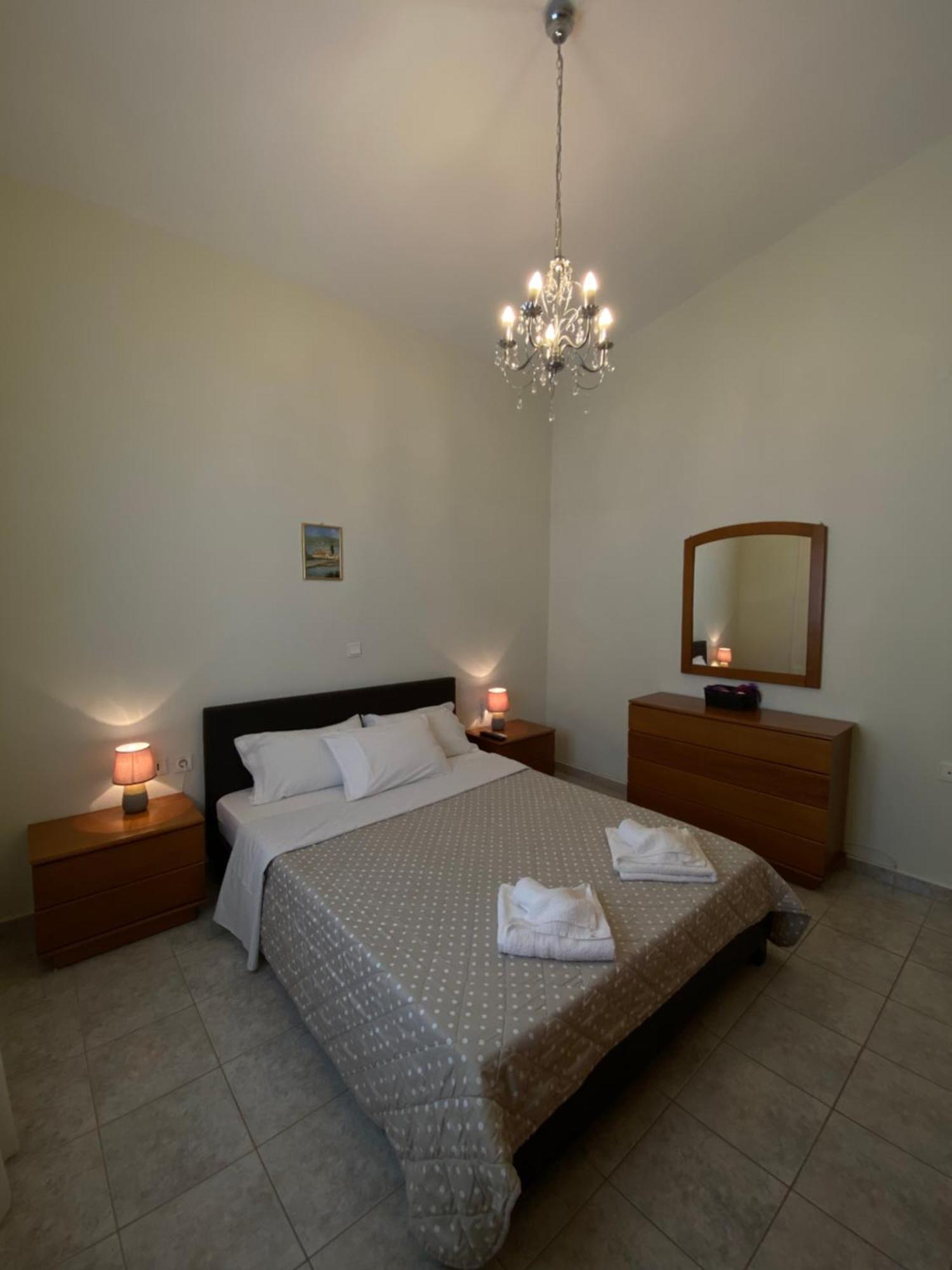 Aronis Spyros Panoramic Seaview Apartments Longos  Ruang foto