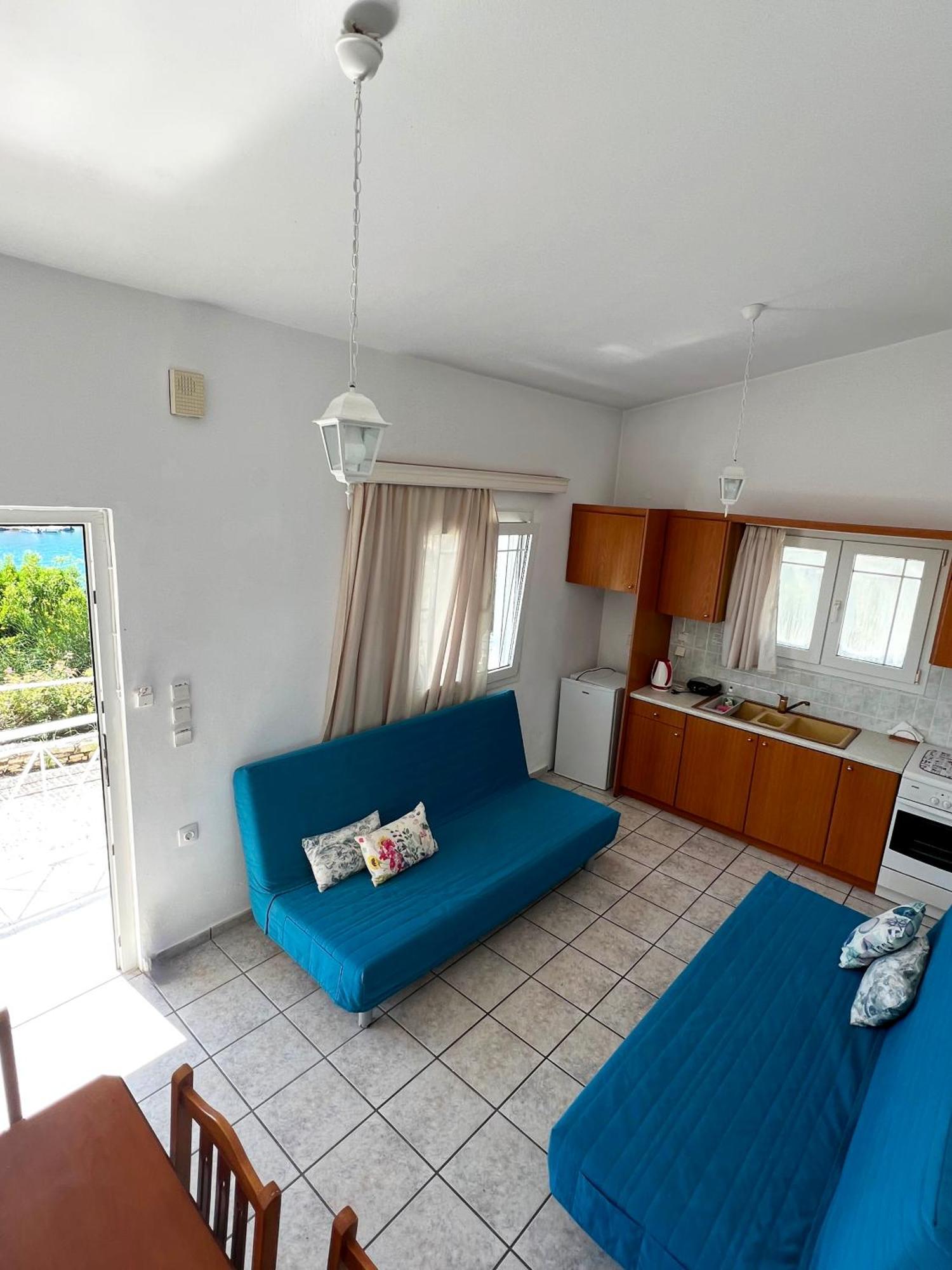 Aronis Spyros Panoramic Seaview Apartments Longos  Ruang foto